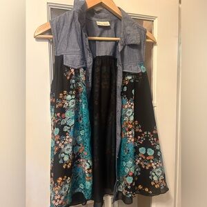 Tru Self denim and floral tank style top Flowy